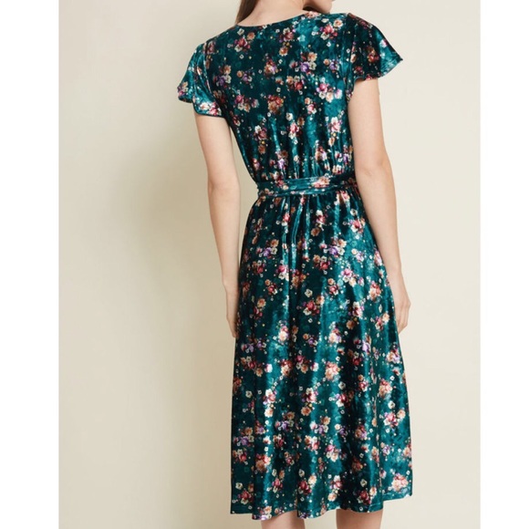 ModCloth velour floral Maxi NWOT - Picture 2 of 4